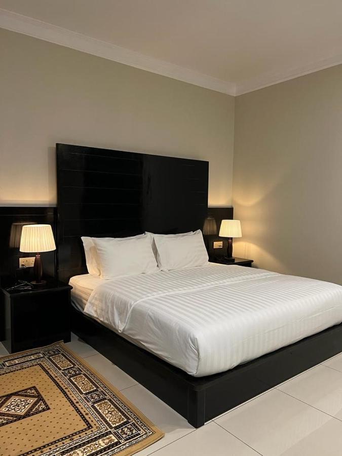 Aneeda Inn Пантай Ченанг Екстериор снимка