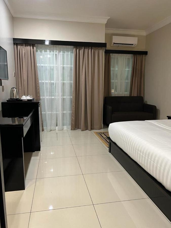 Aneeda Inn Пантай Ченанг Екстериор снимка