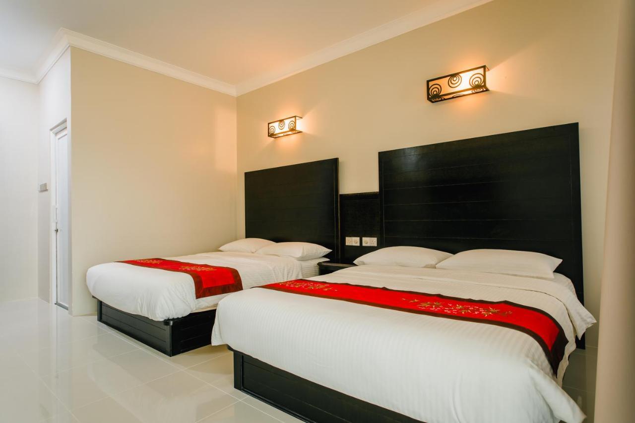 Aneeda Inn Пантай Ченанг Екстериор снимка