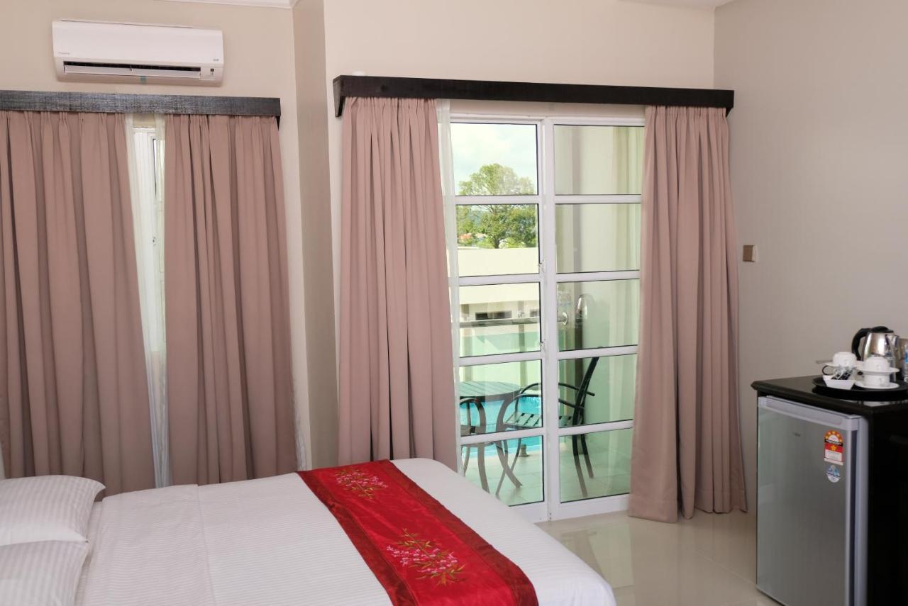 Aneeda Inn Пантай Ченанг Екстериор снимка