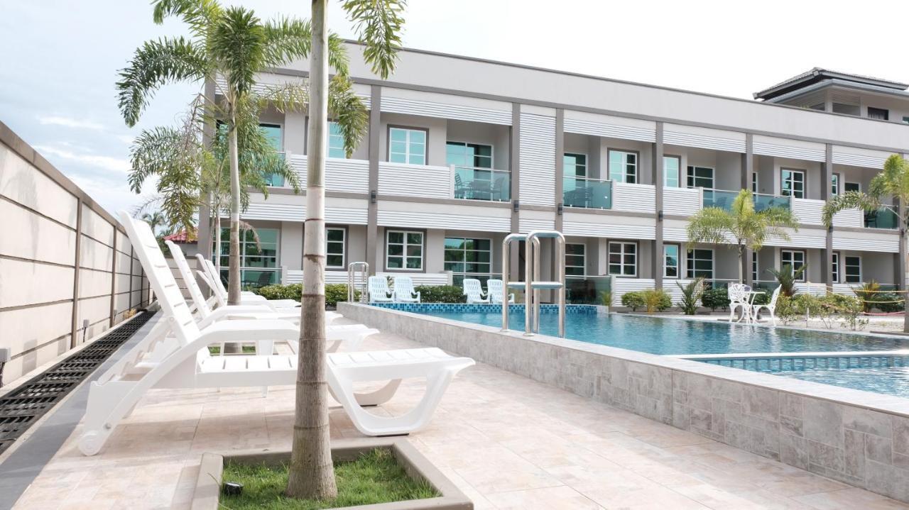 Aneeda Inn Пантай Ченанг Екстериор снимка