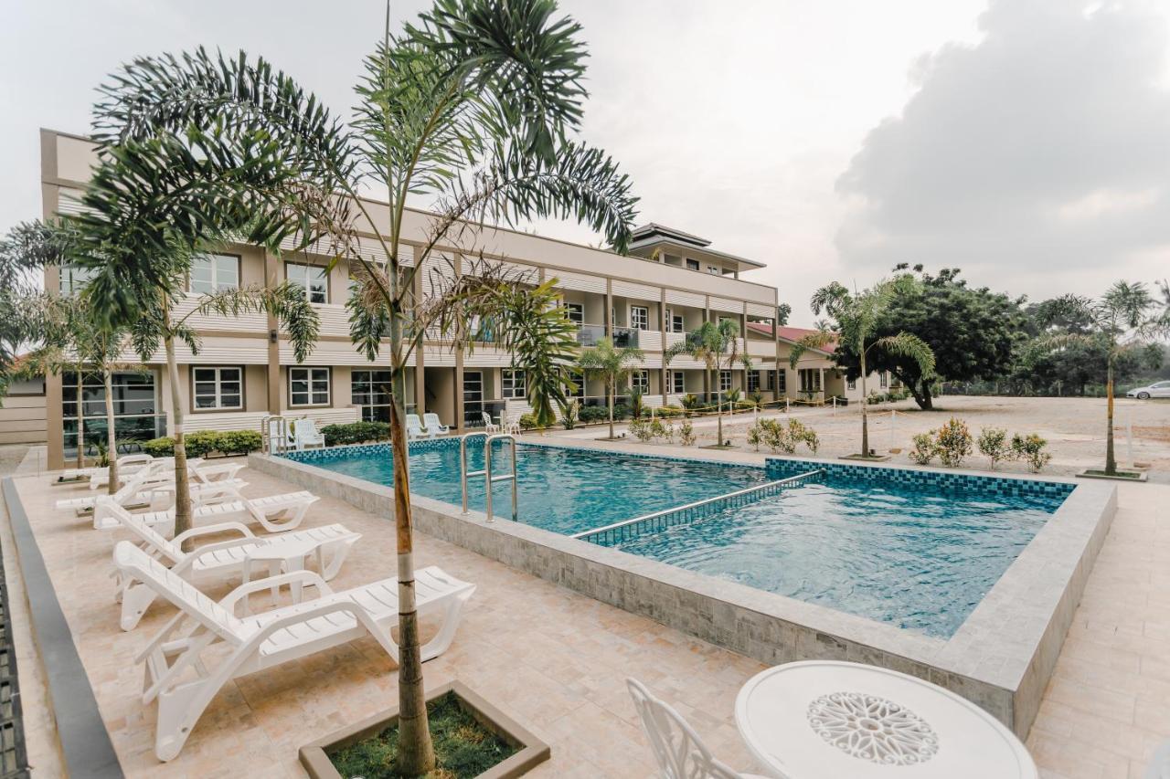Aneeda Inn Пантай Ченанг Екстериор снимка