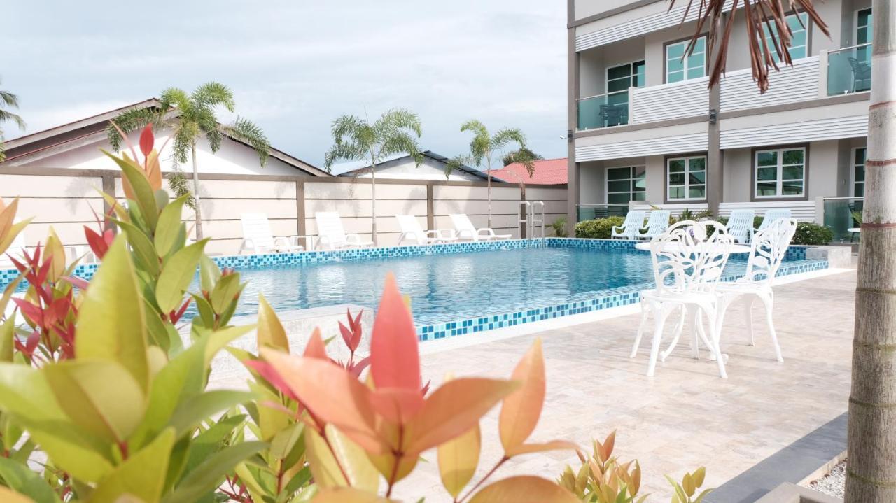 Aneeda Inn Пантай Ченанг Екстериор снимка
